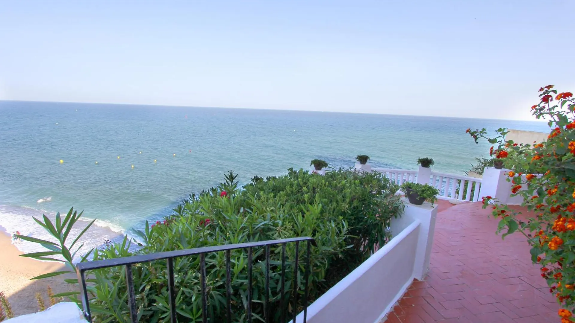 Amazing Studio In Front Of The Sea Torremolinos